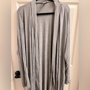 SKIMS Gray Plus Size Robe